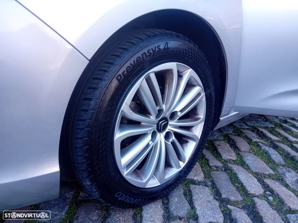 Citroën C4 1.6 BlueHDi Live - 24