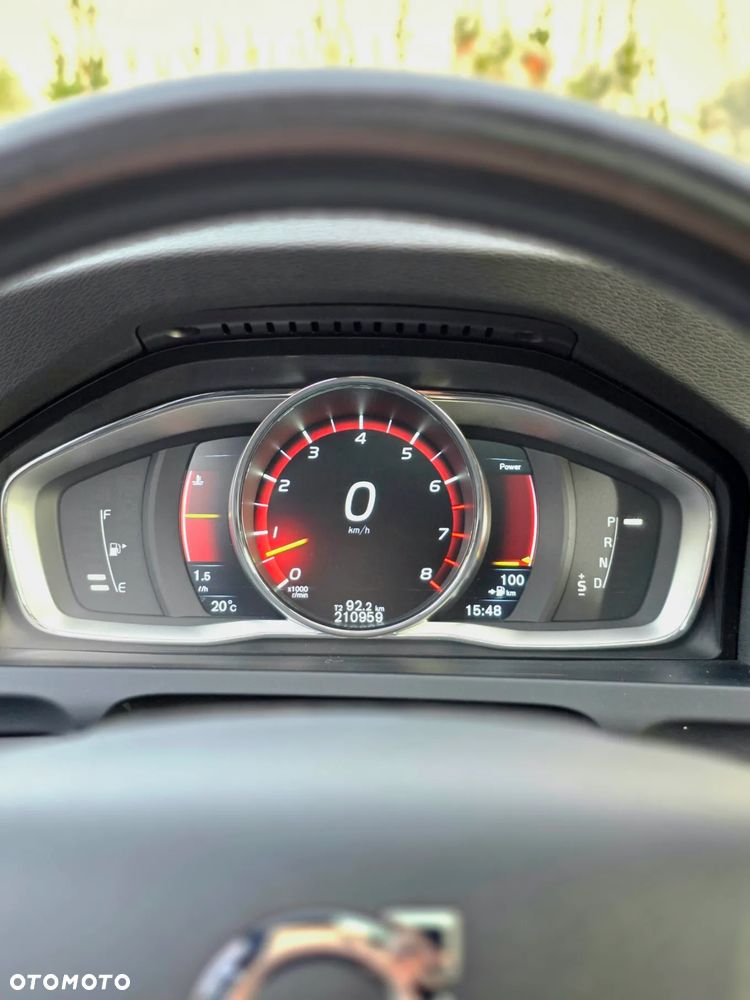 Volvo V60 T6 AWD Summum - 19