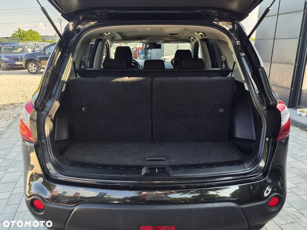 Nissan Qashqai+2 - 31