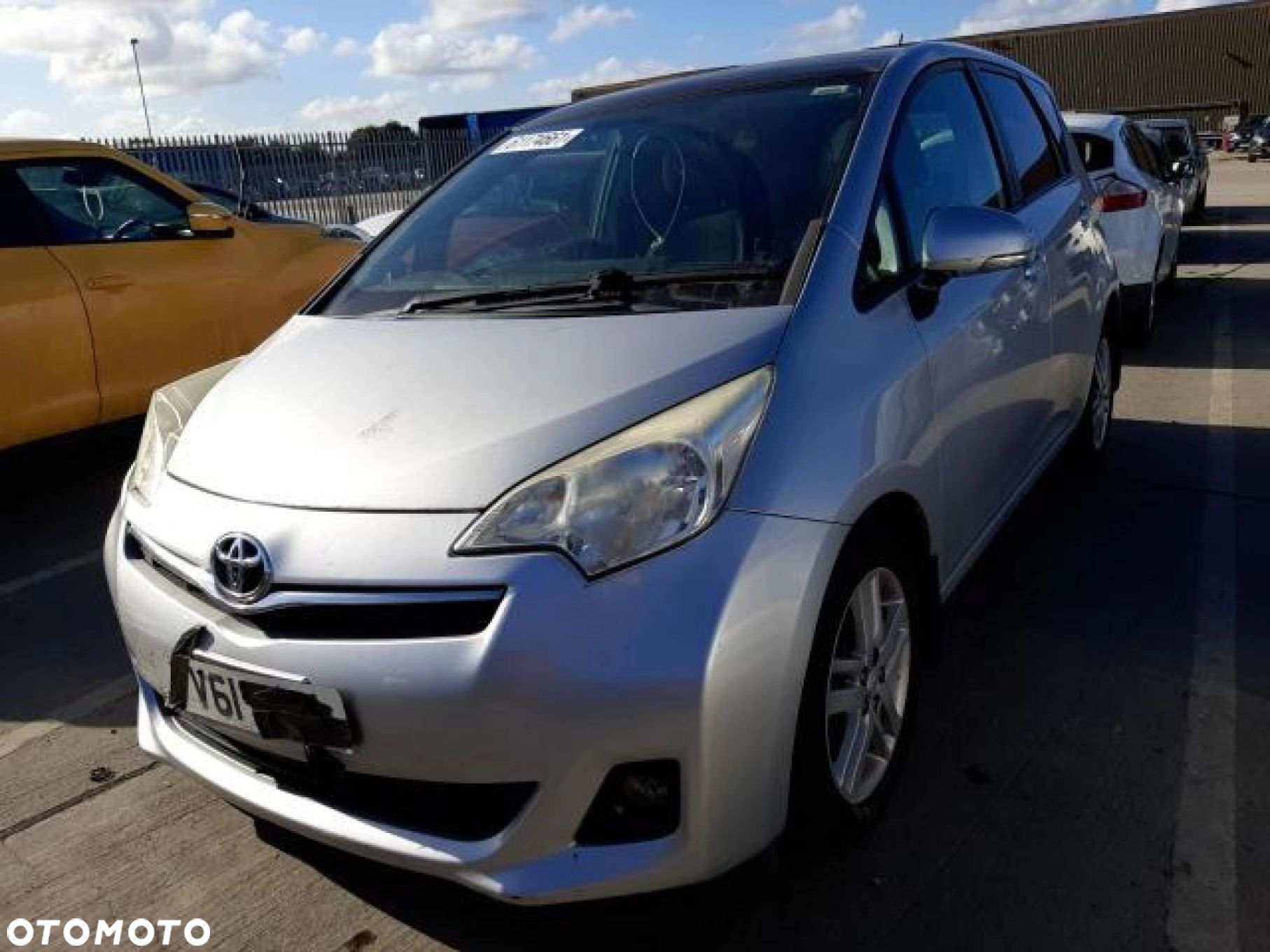 Toyota VERSO S nadkole tył lewe chlapacz osłona 52592-52280 - 5