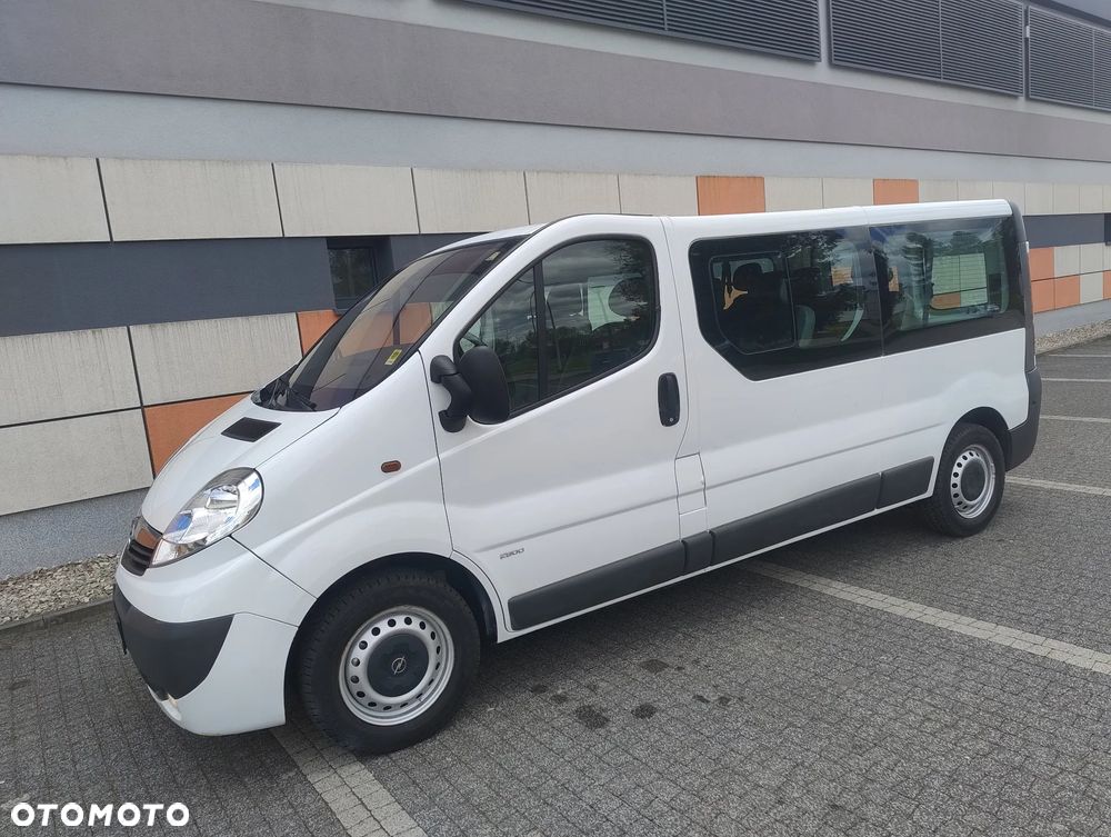 Opel Vivaro - 2