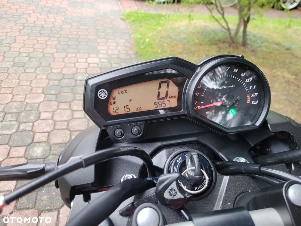 Yamaha XJ - 32