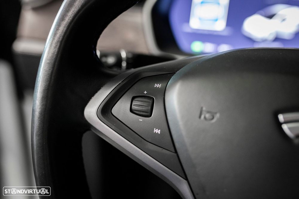 Tesla Model X Long Range - 20