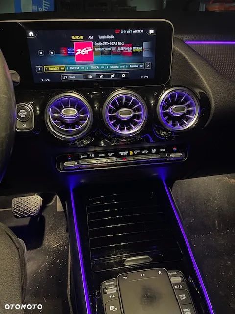 Mercedes-Benz GLA 200 Business Edition - 11