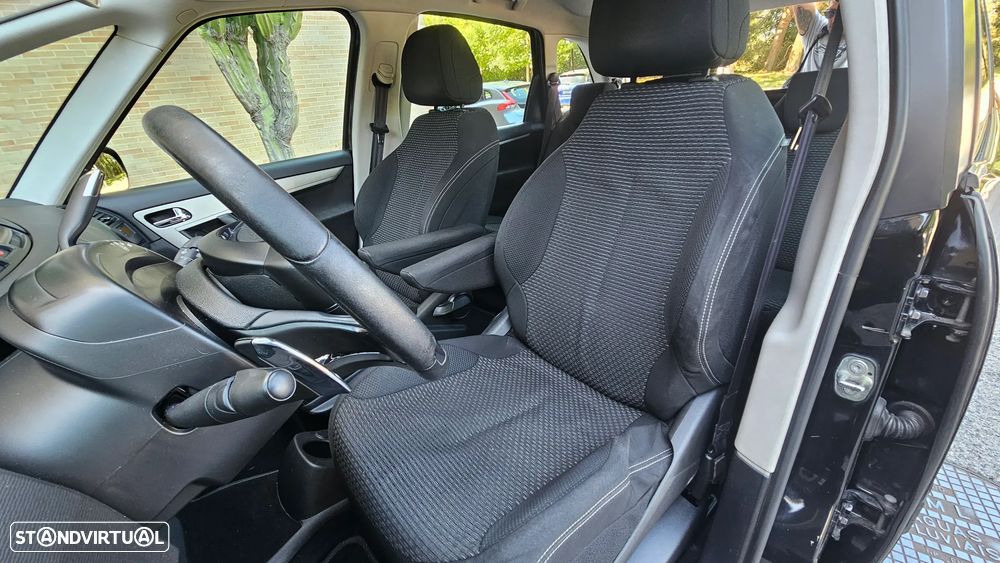 Citroën C4 Picasso 1.6 HDi Exclusive CMP6 - 18