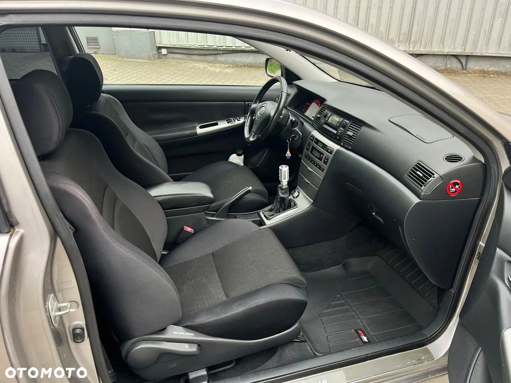 Toyota Corolla 1.8 VVTL-i TS - 12