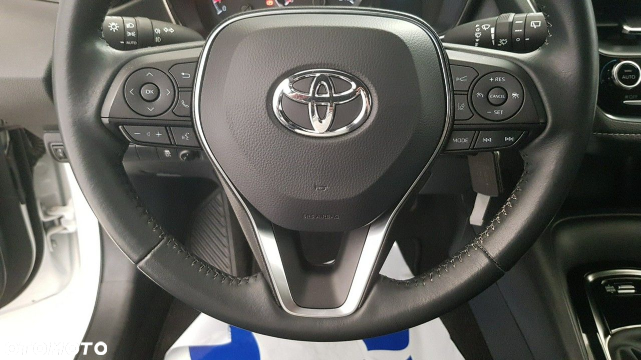 Toyota Corolla - 28