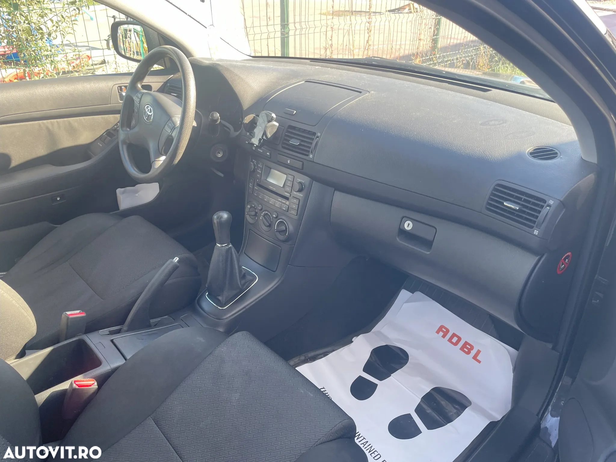 Toyota Avensis - 4