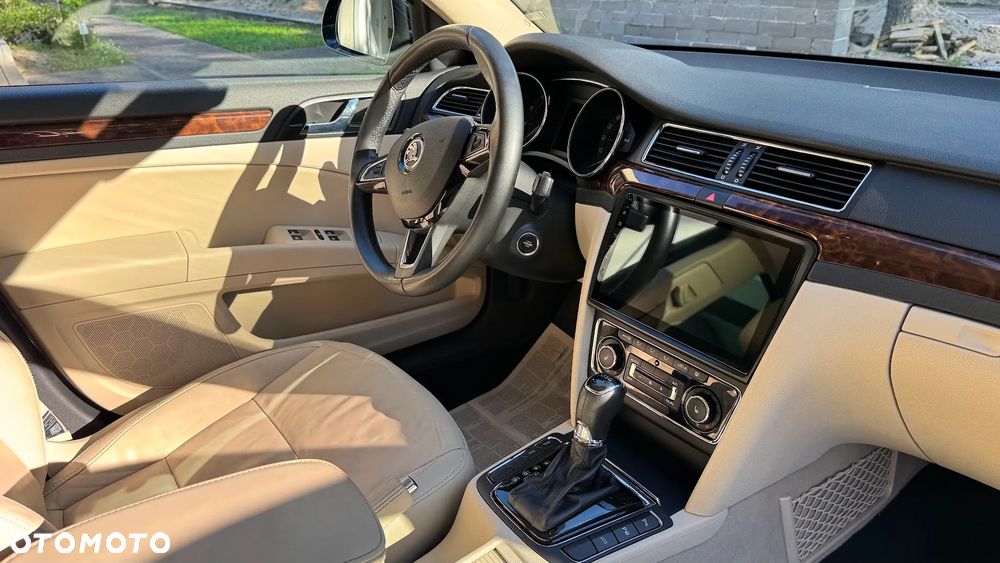 Skoda Superb 2.0 TSI Platinum DSG - 3