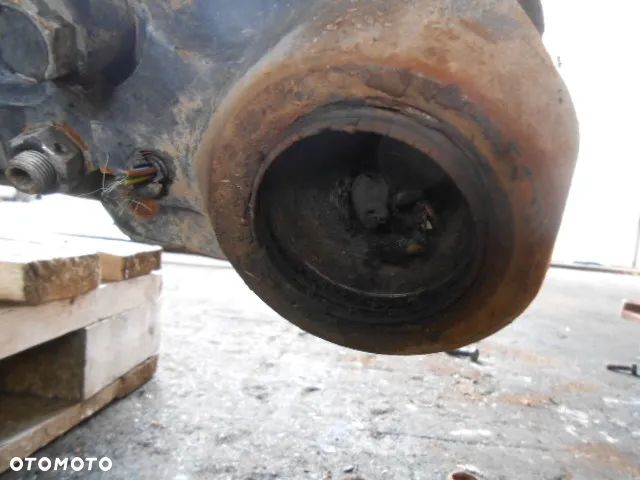 Obudowa mostu przedniego Case MXM New Holland TM140 - 5