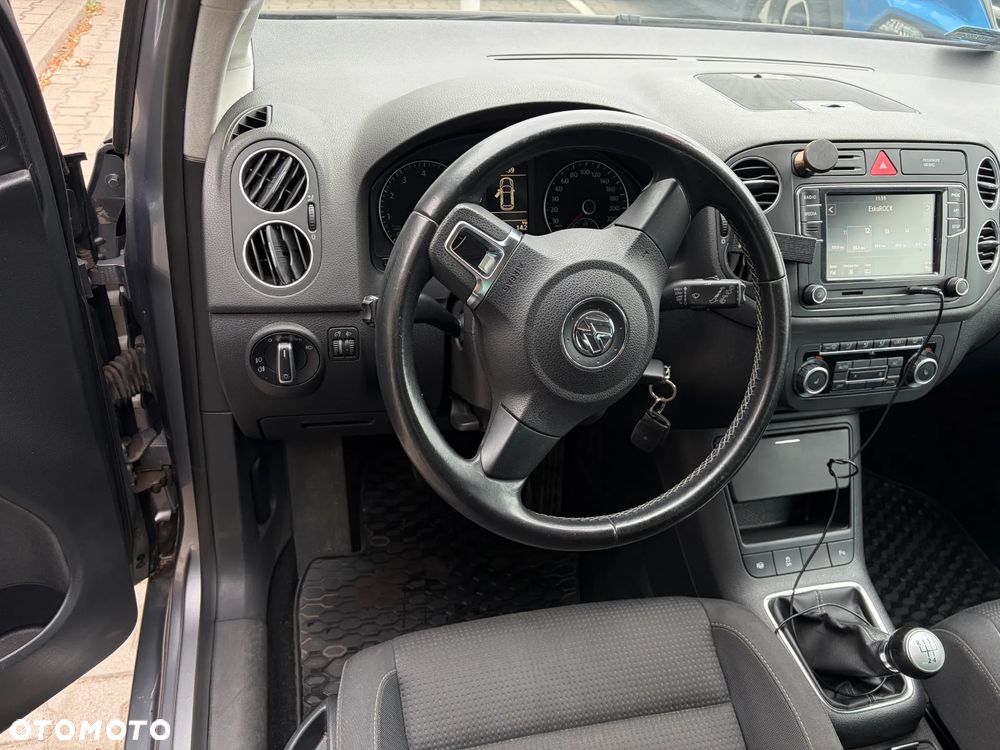 Volkswagen Golf Plus - 10