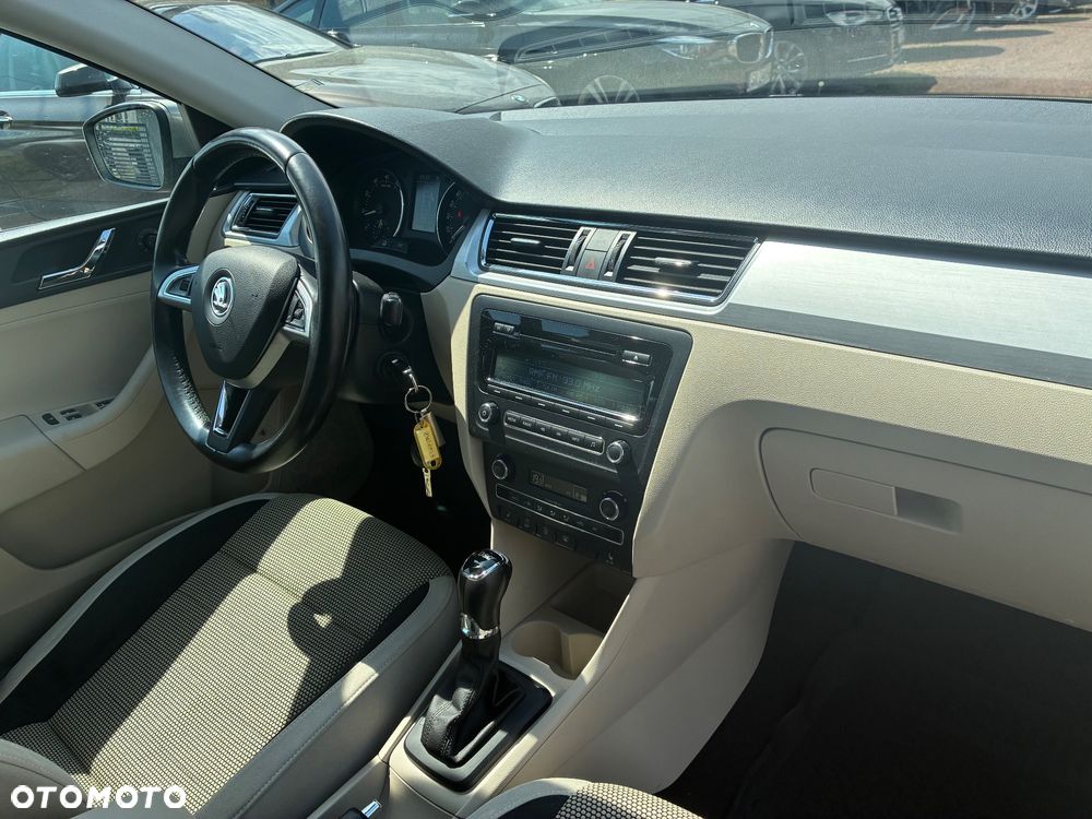 Skoda RAPID 1.4 TSI Elegance Max DSG - 10