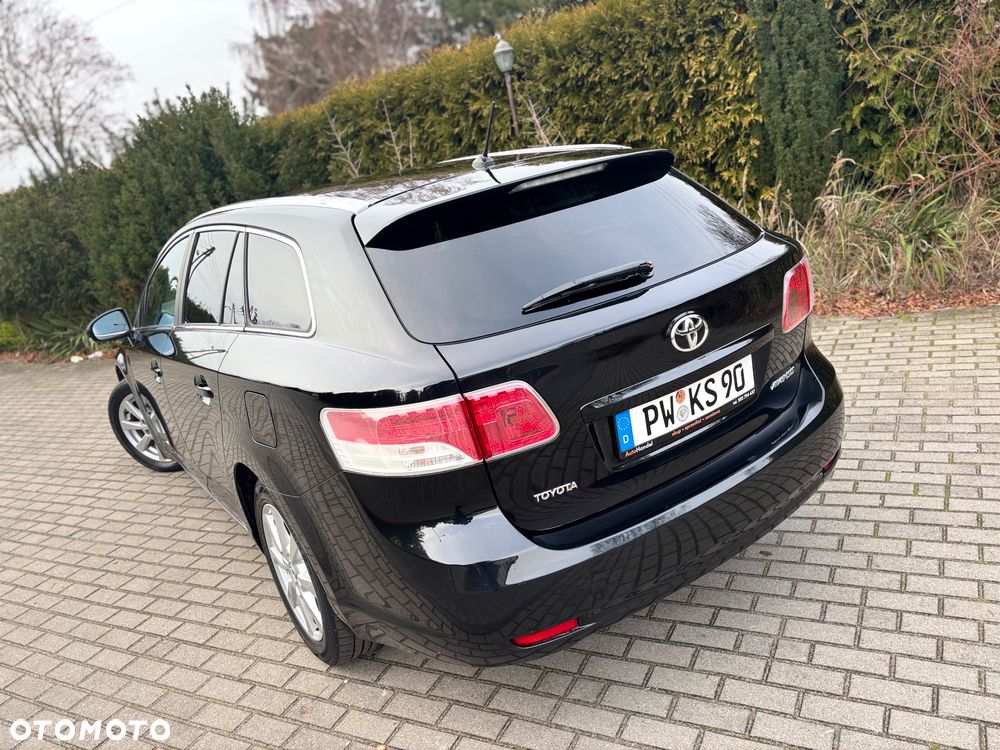 Toyota Avensis Touring Sports 1.8 Multidrive S Executive - 15