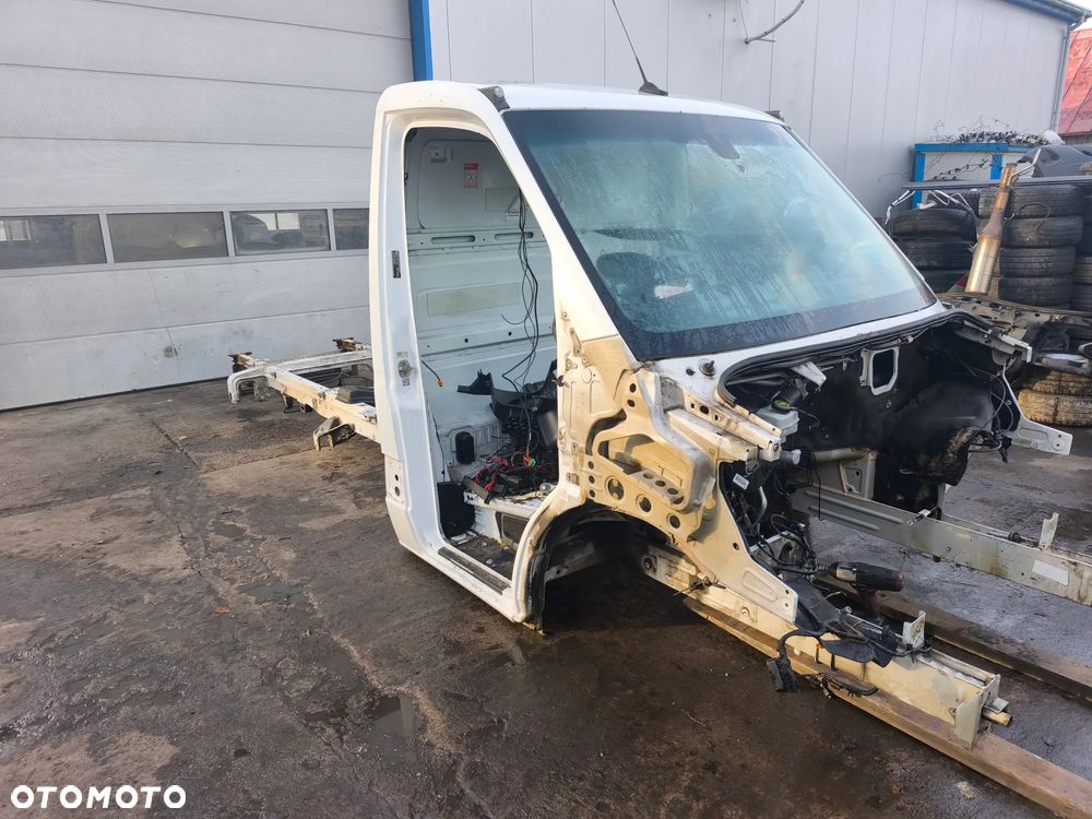 Karoseria rama Mercedes-Benz Sprinter w907 średniak L2 2018-2025 - 1