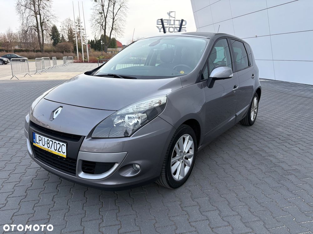 Renault Scenic 1.6 16V 110 Dynamique - 11