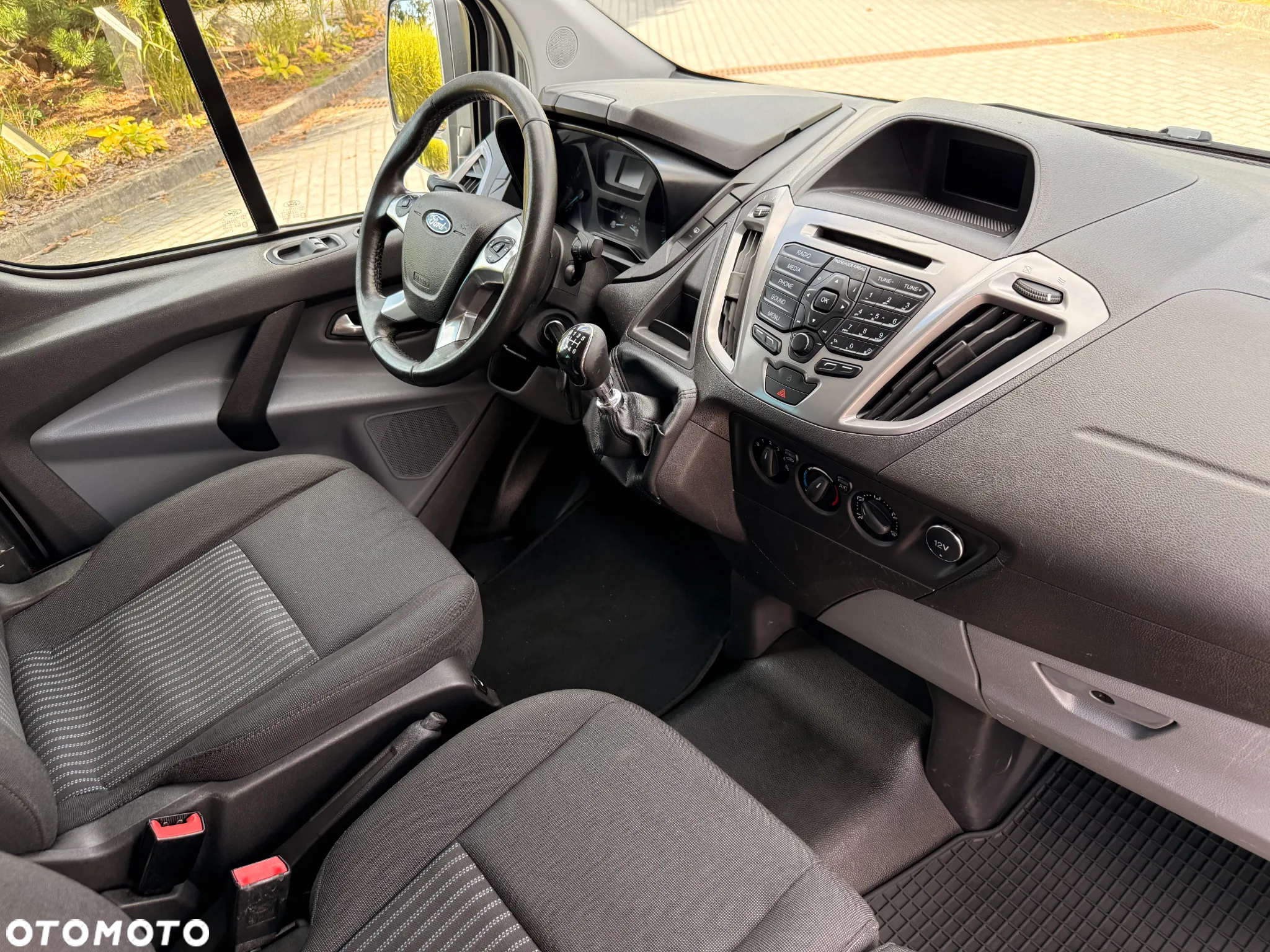 Ford Transit Custom 310 L2H1 PKW VA Trend - 18