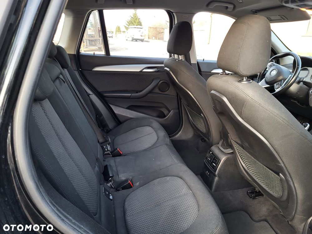 BMW X1 sDrive16d Advantage - 34