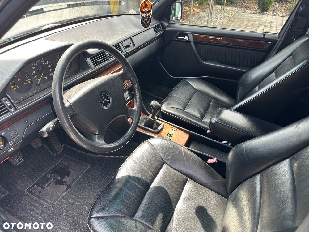 Mercedes-Benz W124 (1984-1993) - 8