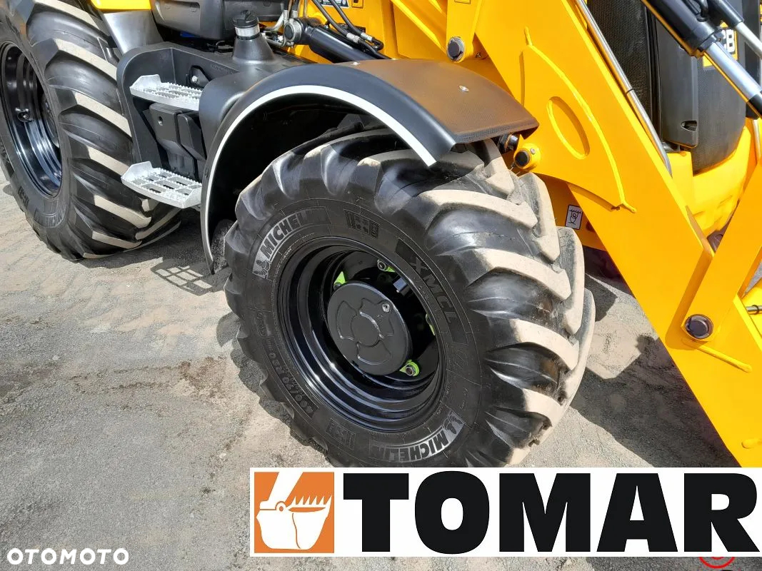 JCB 3CX - 16