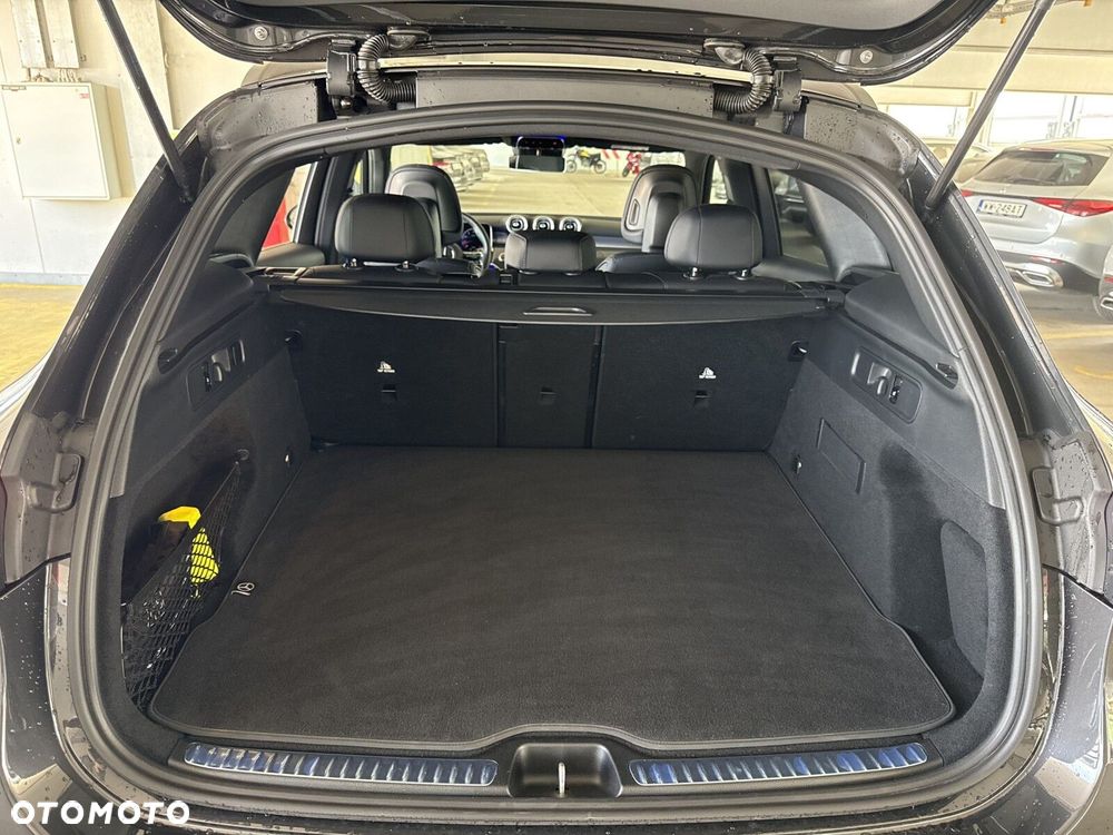Mercedes-Benz GLC - 26