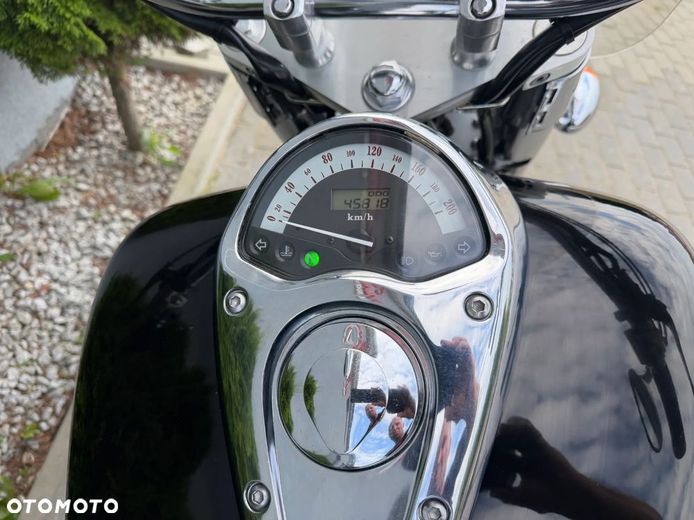 Honda VTX - 24