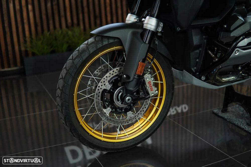 BMW R 1300 GS Adventure KARAKORUM Option 719 Akrapovic ASA - 5