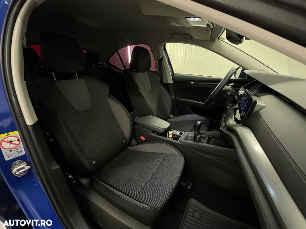 Skoda Octavia 1.5 TSI Ambition - 11