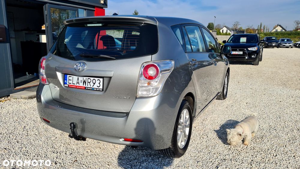 Toyota Verso 1.8 7-Sitzer Life - 32