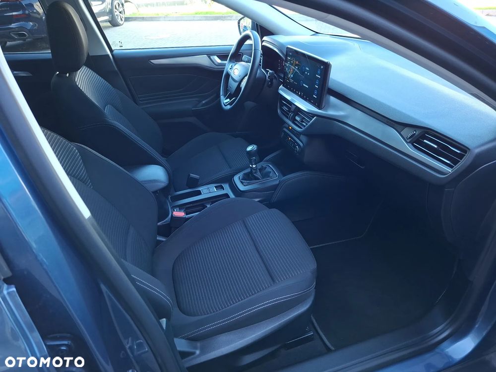 Ford Focus 1.0 EcoBoost mHEV Titanium - 38