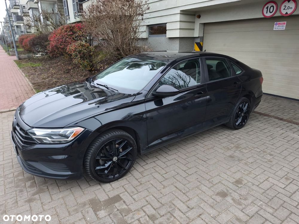 Volkswagen Jetta - 3