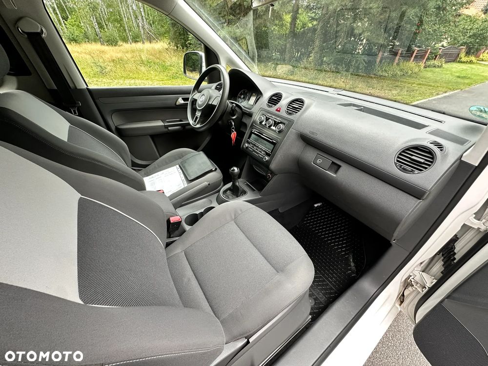 Volkswagen Caddy Maxi Comfortline BMT - 27