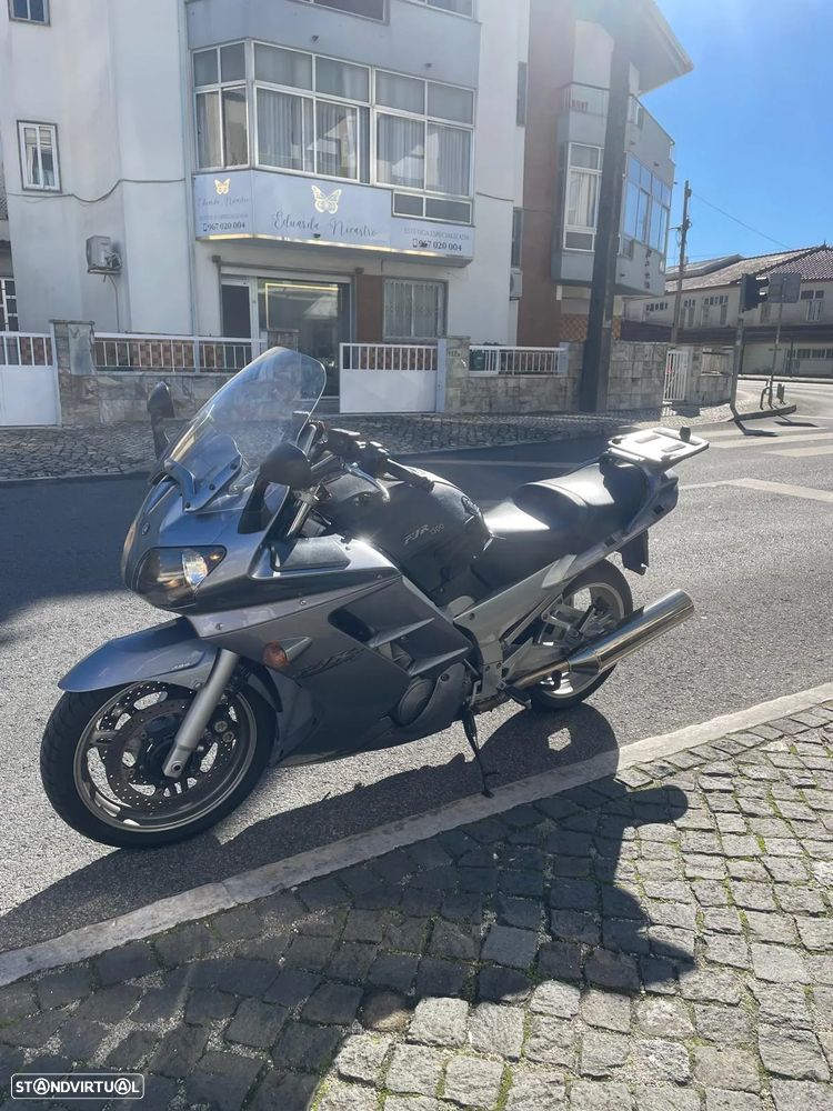 Yamaha FJR - 1