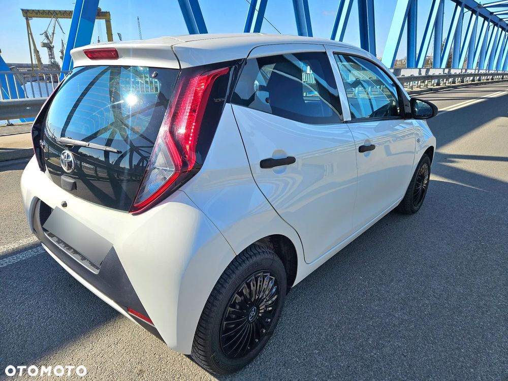 Toyota Aygo x-business - 7