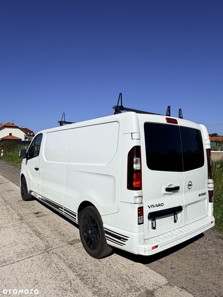 Opel Vivaro - 6
