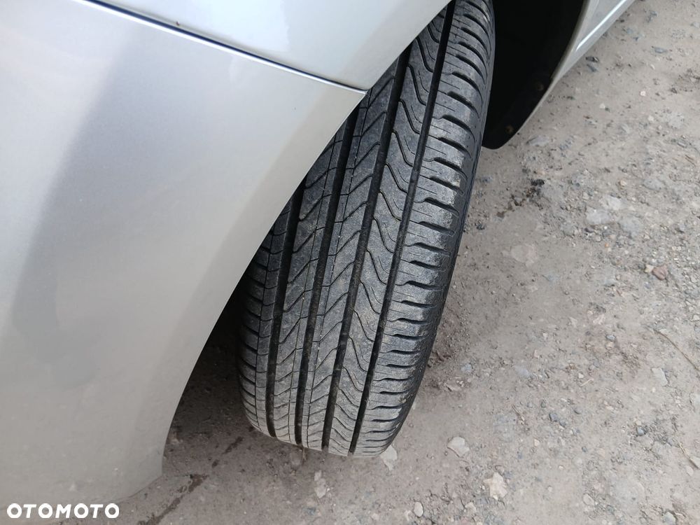 Kia Venga 1.4 CVVT Vision - 37