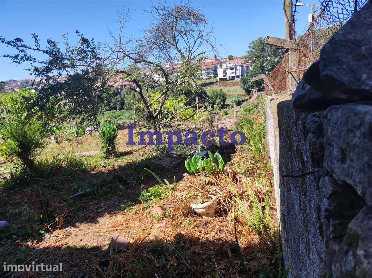 Terreno Rústico em São João da Madeira - Grande imagem: 4/6