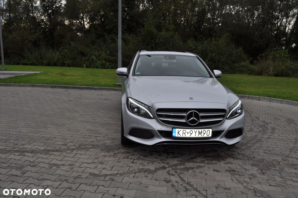 Mercedes-Benz Klasa C 200 9G-TRONIC Exclusive - 3