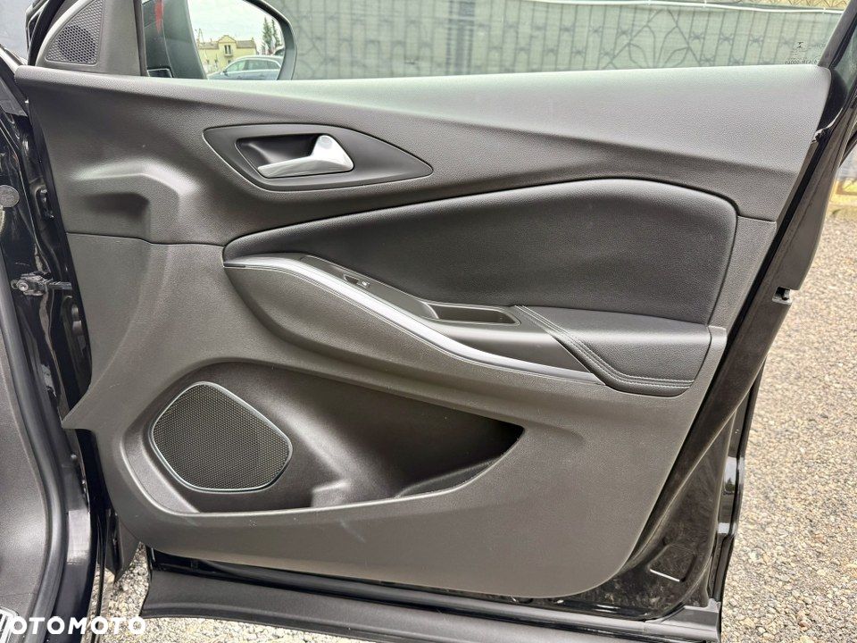 Opel Grandland X 1.2 Start/Stop INNOVATION - 34