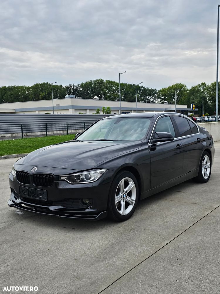 BMW Seria 3 318d Touring Aut. Luxury Line - 3