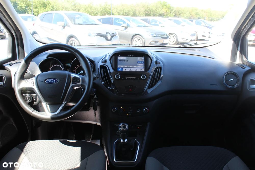 Ford Tourneo Courier 1.0 EcoBoost S&S Titanium - 21