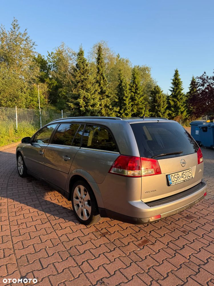 Opel Vectra 1.9 CDTI Cosmo - 2