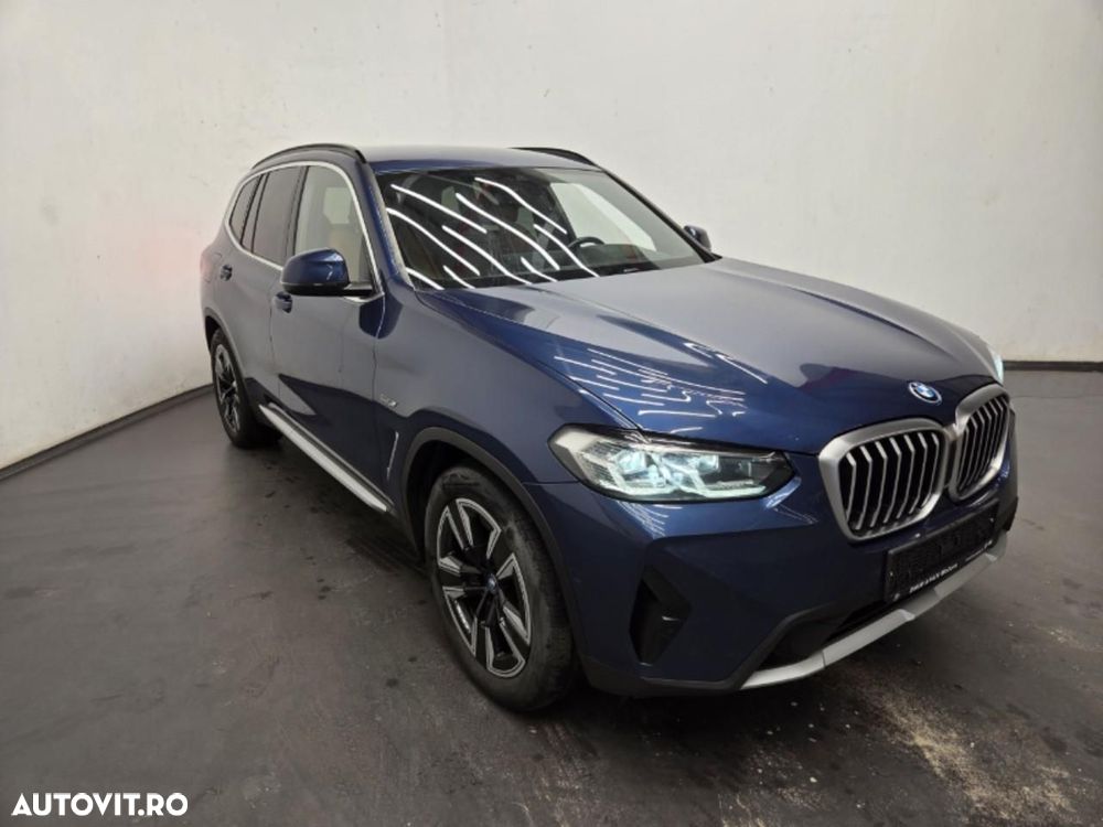 BMW X3 xDrive30e AT PHEV - 3