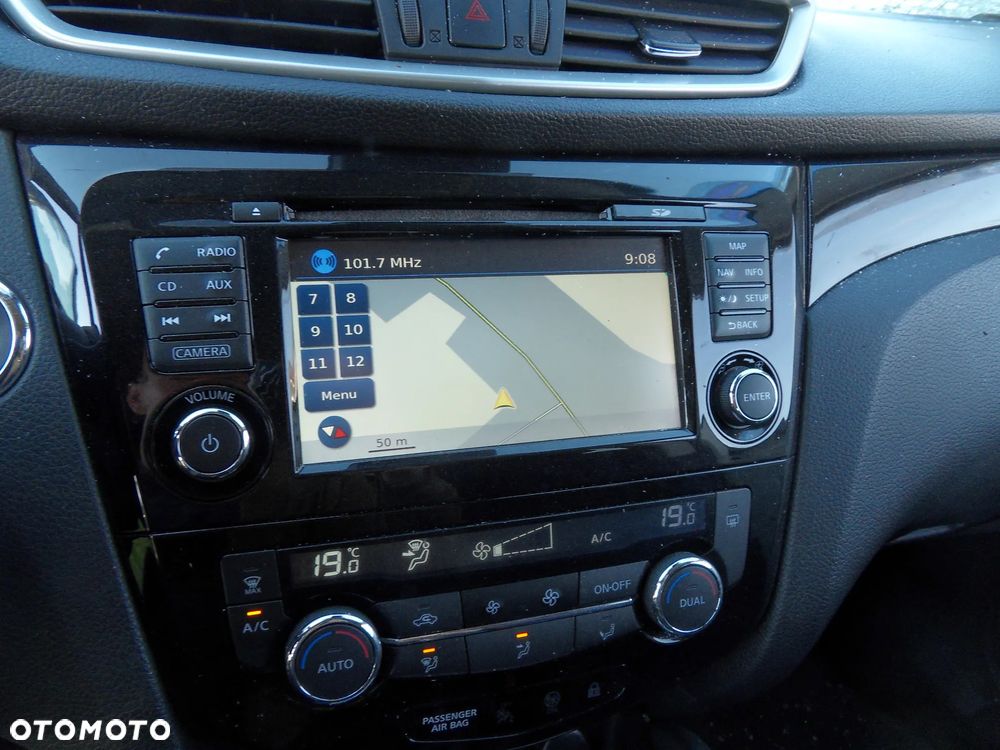 Nissan Qashqai 1.5 dCi N-Connecta - 19