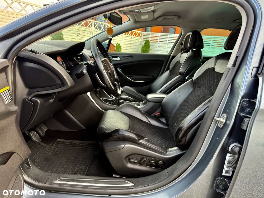 Citroën C5 Tourer HDi 165 FAP Exclusive - 8