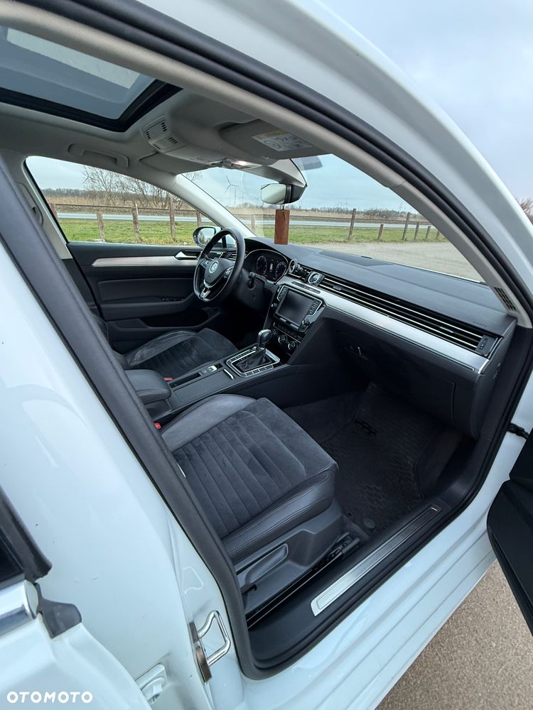 Volkswagen Passat 2.0 TDI BMT Highline DSG - 11