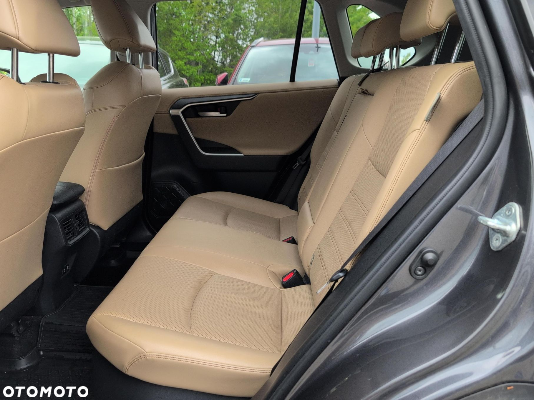 Toyota RAV4 - 14