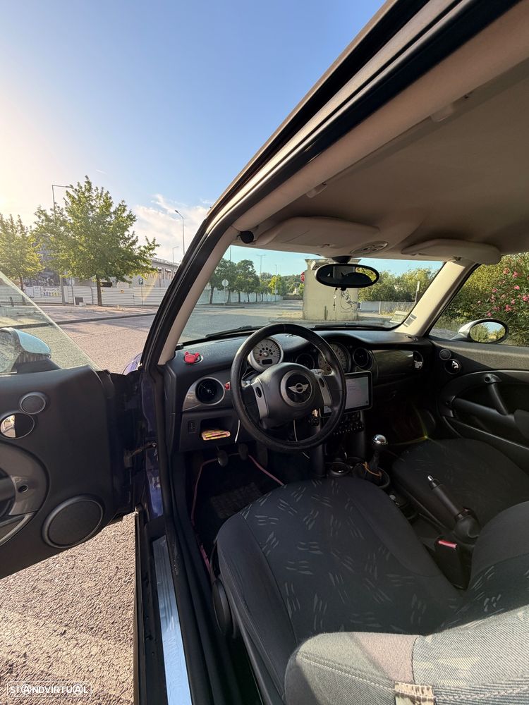 MINI 3 Portas One 1.4 D - 15