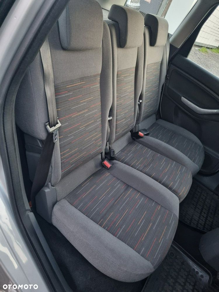 Ford C-MAX - 16