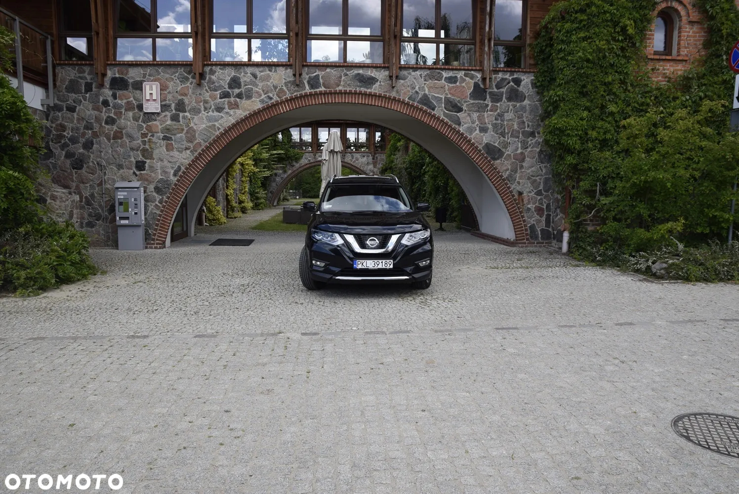 Nissan Rogue - 5
