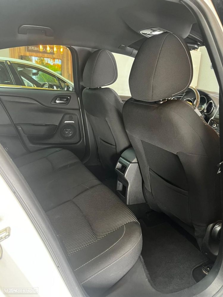 Citroën DS4 1.6 HDi Chic - 28